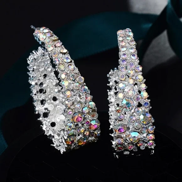 🎀 Boho Open Work Eardrop Earrings - Picture 7 of 7